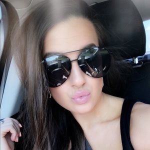 Meet your Posher, Mackenzie